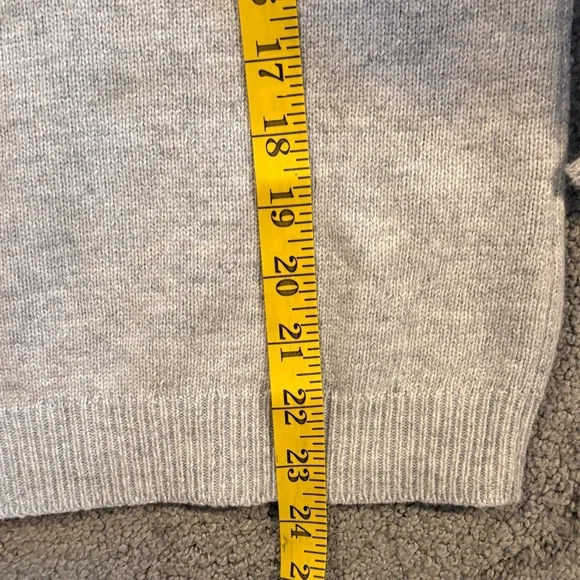 J. Crew Wool Cotton Blend Bell Sleeve Gray Pullover Sweater. Size Large - Picture 8 of 8